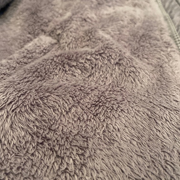 Women’s North Face Jacket - Picture 4 of 6